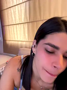 Snapshot of DaryRos chatting on January 7, 2026, 9:53 pm DaryRos online show from January 7, 2026, 9:53 pm