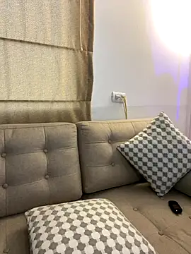 DaryRos online show from September 24, 2025, 9:21 pm