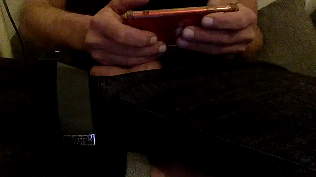    dude     online show from November 8, 2025, 4:32 pm