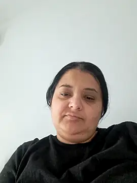 sarahhh1987 online show from February 20, 2026, 7:43 am