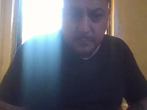 OmarMagSon online show from May 28, 2026, 9:43 pm