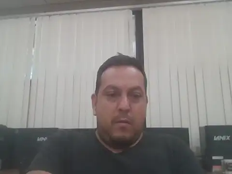 OmarMagSon online show from June 30, 2026, 8:09 pm