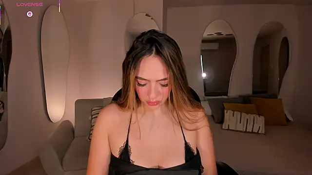 Snapshot of BellaRose_X chatting on February 15, 2026, 7:51 am BellaRose X online show from February 15, 2026, 7:51 am