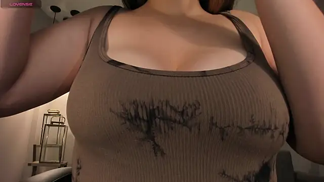 Snapshot of BellaRose_X chatting on February 22, 2026, 11:28 pm BellaRose X online show from February 22, 2026, 11:28 pm