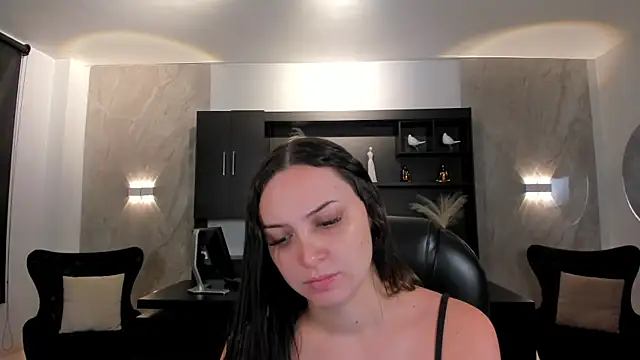 Snapshot of AliceHarper_ chatting on October 12, 2025, 4:30 pm AliceHarper online show from October 12, 2025, 4:30 pm