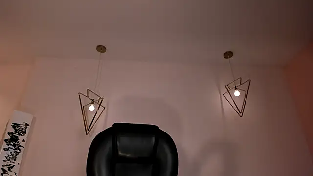 Snapshot of AliceHarper_ chatting on September 24, 2025, 6:58 pm AliceHarper online show from September 24, 2025, 6:58 pm