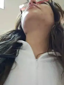 Snapshot of mmmVirginia chatting on October 24, 2025, 7:02 pm mmmVirginia online show from October 24, 2025, 7:02 pm