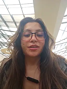 Snapshot of mmmVirginia chatting on November 4, 2025, 7:50 pm mmmVirginia online show from November 4, 2025, 7:50 pm