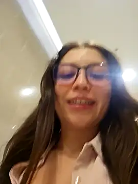 mmmVirginia online show from April 20, 2026, 7:04 pm