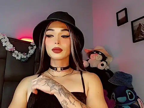 Snapshot of Marian_LV chatting on October 2, 2025, 11:13 am Marian LV online show from October 2, 2025, 11:13 am