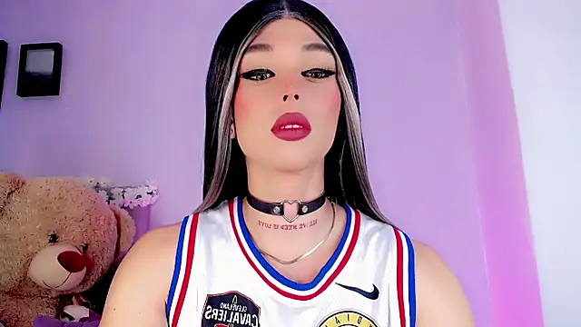 Snapshot of Marian_LV chatting on January 9, 2025, 12:19 pm Marian LV online show from January 9, 2025, 12:19 pm