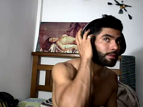 Snapshot of hideonbush051 chatting on December 4, 2025, 3:05 am hideonbush051 online show from December 4, 2025, 3:05 am