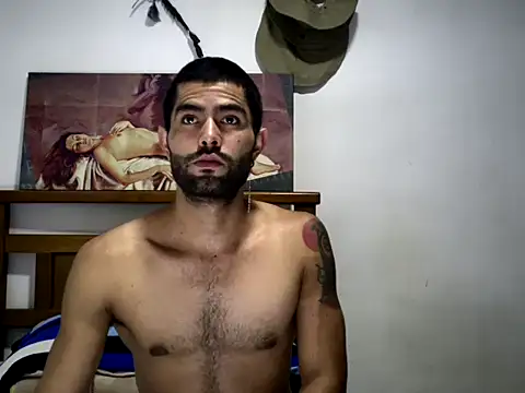 Snapshot of hideonbush051 chatting on October 14, 2025, 12:55 am hideonbush051 online show from October 14, 2025, 12:55 am