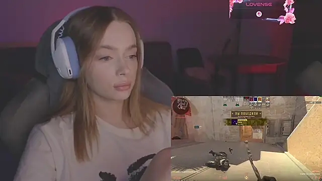  MayShy  online show from November 26, 2025, 3:01 pm