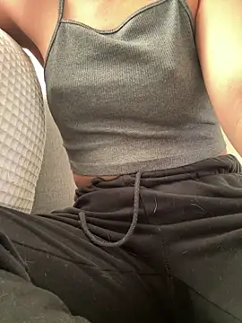 Salome golvert online show from December 19, 2025, 4:20 pm