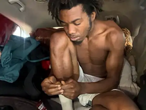 SlimeCrownzOut5 online show from January 13, 2026, 5:06 pm