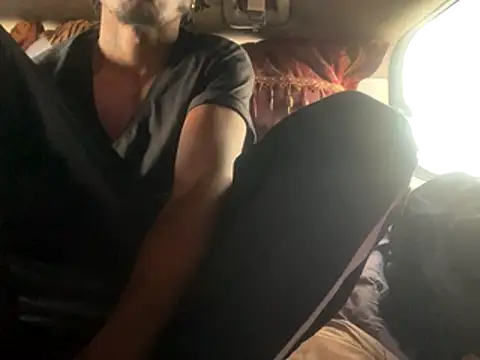 SlimeCrownzOut5 online show from December 5, 2025, 3:10 pm