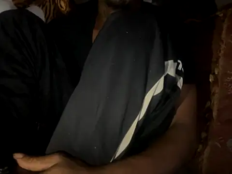 SlimeCrownzOut5 online show from December 2, 2025, 12:00 am