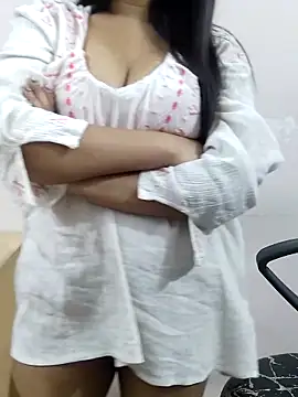 Snapshot of Banii_22 chatting on March 18, 2025, 4:29 am Banii 22 online show from March 18, 2025, 4:29 am