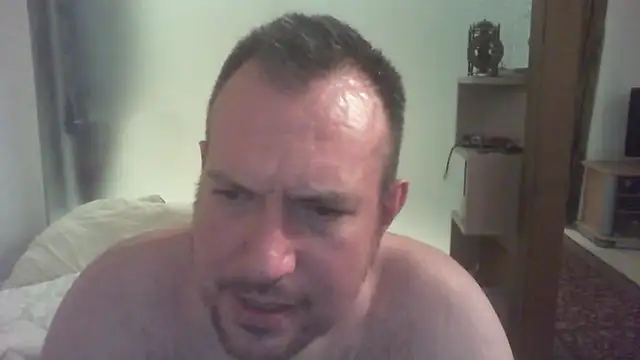 Mike 12hot online show from April 11, 2026, 6:44 pm