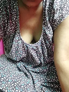 Snapshot of Bengoli--bhabhi chatting on December 15, 2025, 9:59 am Bengoli--bhabhi online show from December 15, 2025, 9:59 am