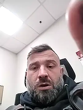 Snapshot of chada1980 chatting on December 5, 2025, 3:38 am chada1980 online show from December 5, 2025, 3:38 am