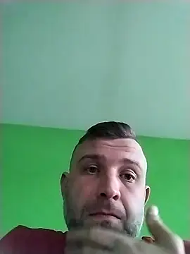 Snapshot of chada1980 chatting on February 14, 2025, 8:31 am chada1980 online show from February 14, 2025, 8:31 am