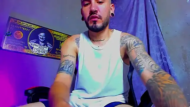 smoker445 online show from November 11, 2025, 9:42 pm