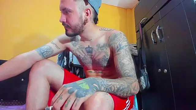 Snapshot of smoker445 chatting on February 18, 2026, 5:09 pm smoker445 online show from February 18, 2026, 5:09 pm