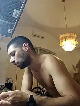 Snapshot of litleboy92 chatting on November 4, 2025, 12:36 am litleboy92 online show from November 4, 2025, 12:36 am