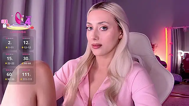 LoryWood online show from April 18, 2026, 3:14 pm