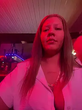 Snapshot of andreinitahg chatting on December 13, 2024, 5:54 pm andreinitahg online show from December 13, 2024, 5:54 pm