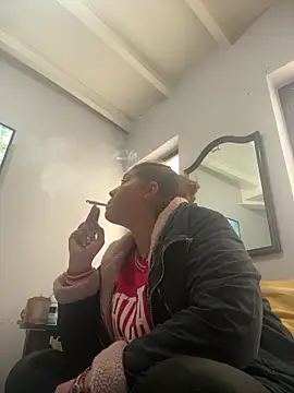 Snapshot of andreinitahg chatting on March 17, 2025, 2:56 pm andreinitahg online show from March 17, 2025, 2:56 pm