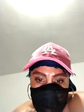 Snapshot of ycosonthegram chatting on October 29, 2025, 7:18 am ycosonthegram online show from October 29, 2025, 7:18 am