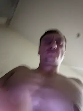 Miya567w online show from November 7, 2025, 5:28 pm