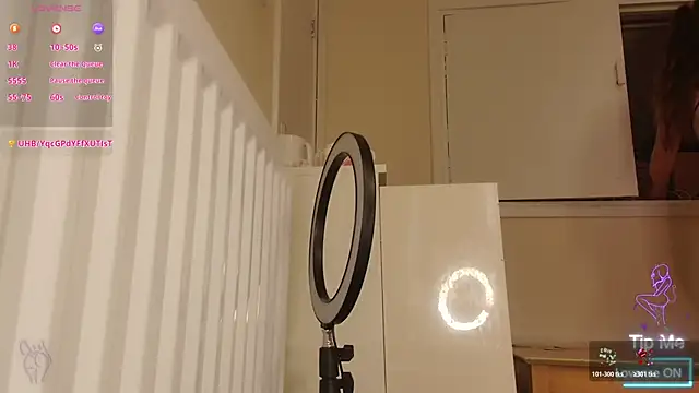 Snapshot of Milky_flexy_cat chatting on November 28, 2025, 3:01 pm Milky flexy cat online show from November 28, 2025, 3:01 pm