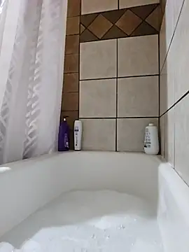 Paynted Lady online show from November 13, 2025, 4:38 am