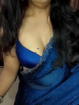 Snapshot of Tanvi-patil chatting on February 13, 2025, 4:07 pm Tanvi-patil online show from February 13, 2025, 4:07 pm