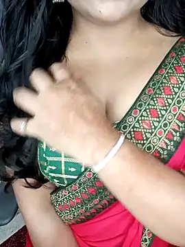 Snapshot of Tanvi-patil chatting on August 4, 2026, 6:34 pm Tanvi-patil online show from August 4, 2026, 6:34 pm