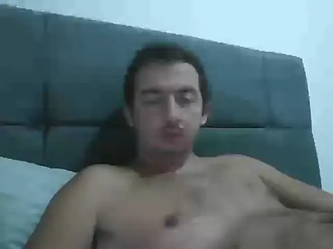 Snapshot of laynufff chatting on September 15, 2025, 7:58 pm laynufff online show from September 15, 2025, 7:58 pm