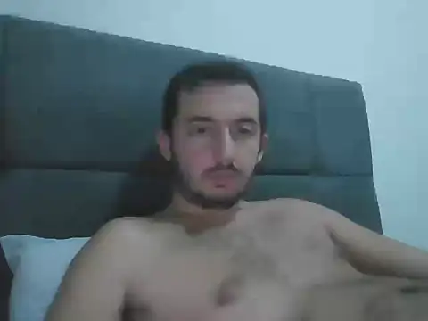 Snapshot of laynufff chatting on October 25, 2025, 5:24 pm laynufff online show from October 25, 2025, 5:24 pm