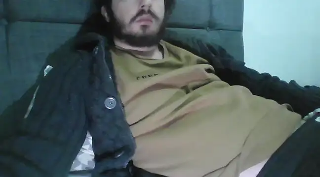 Snapshot of laynufff chatting on March 21, 2025, 8:18 pm laynufff online show from March 21, 2025, 8:18 pm