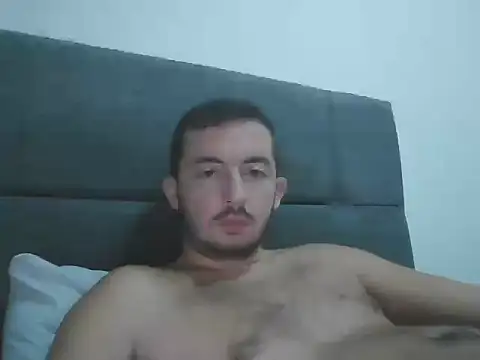 Snapshot of laynufff chatting on October 5, 2025, 6:09 pm laynufff online show from October 5, 2025, 6:09 pm