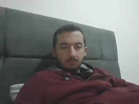 Snapshot of laynufff chatting on October 12, 2025, 7:48 pm laynufff online show from October 12, 2025, 7:48 pm