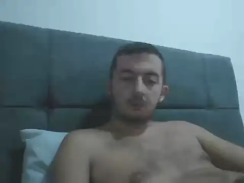 Snapshot of laynufff chatting on September 30, 2025, 5:41 pm laynufff online show from September 30, 2025, 5:41 pm