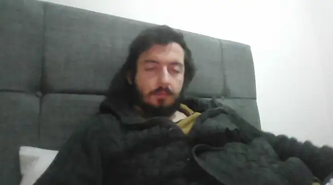 Snapshot of laynufff chatting on March 22, 2025, 10:26 pm laynufff online show from March 22, 2025, 10:26 pm