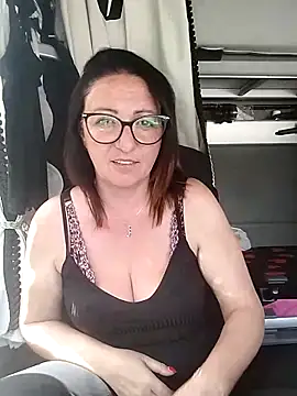 Snapshot of cuplubijoanna chatting on April 22, 2026, 12:01 pm cuplubijoanna online show from April 22, 2026, 12:01 pm