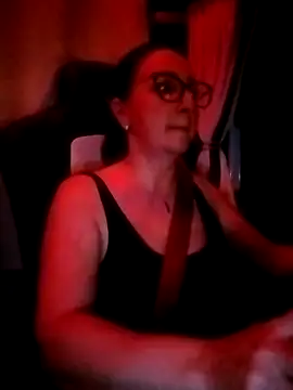 Snapshot of cuplubijoanna chatting on December 18, 2025, 11:52 pm cuplubijoanna online show from December 18, 2025, 11:52 pm