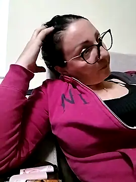 Snapshot of cuplubijoanna chatting on February 8, 2026, 7:11 pm cuplubijoanna online show from February 8, 2026, 7:11 pm