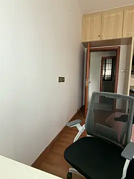 palzkybi123 online show from April 9, 2026, 6:41 am